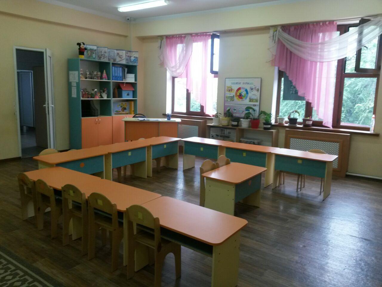 "Қарлығаш" ересектер тобы